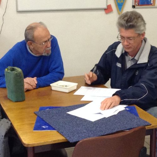 Doublettes mêlées du 25 octobre. Robert tire les jetons d'une main innocente et Eric constitue les doublettes.