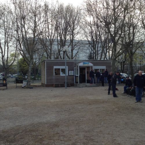 Le club house de l'APR à Villeneuve la Garenne.