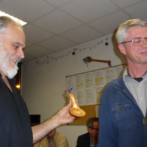 Brillant doublé de Dominique : une coupe pour les doublettes et la cuillère en bois pour le Challenge Lapeyronnie.