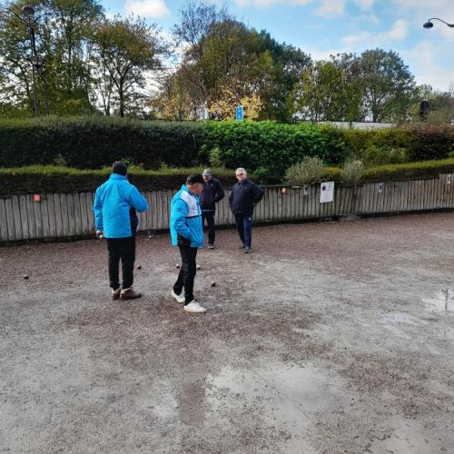 La décision est prise : de tirer sur la boule de Pascal qui a fait un très beau point.
