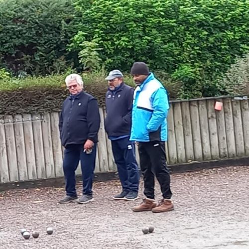 La triplette Patrice, Pascal et Michel. François d'Asnières sur la photo.