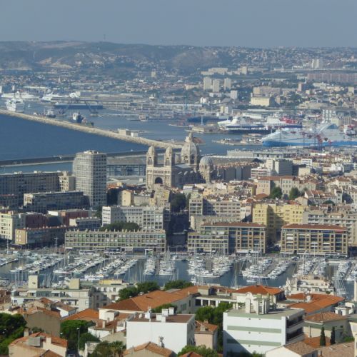 La vue depuis ND de la garde.