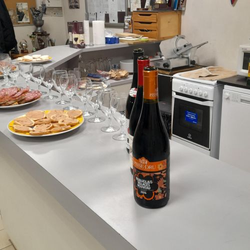 Le Beaujolais Village Nouveau Pisse-Dru. Le meilleur selon l'assemblée.